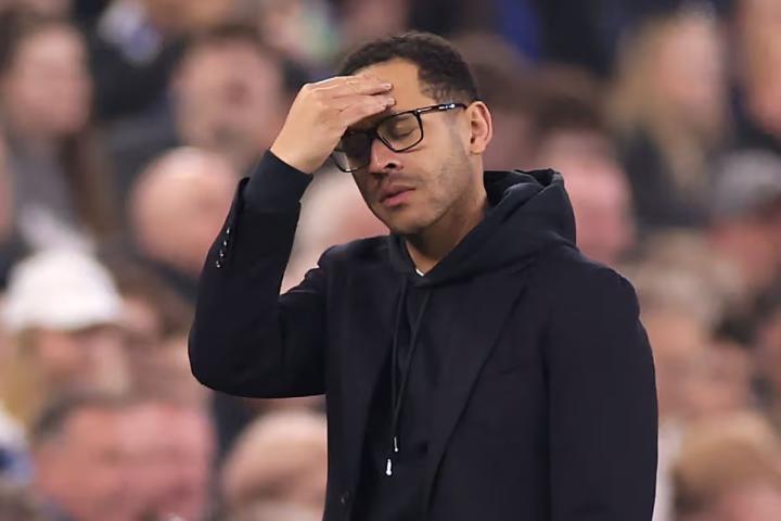  蓝军深陷青春陷阱，铁血底蕴缺失酿成连败苦果。 体育新闻 蓝军深陷青春陷阱，铁血底蕴缺失酿成连败苦果。 体育新闻