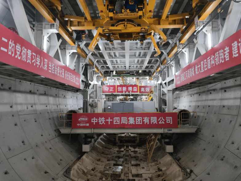  宁波铁路新貌展现多维进阶；技术突破连接山海阻隔；人文温度温暖每位旅人。 文化旅游