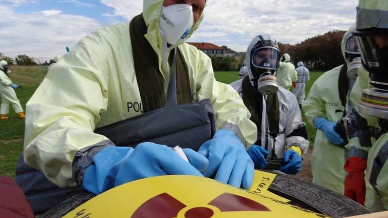  高效供应链管理：有机硅成本波动下的利润护城河 企业服务