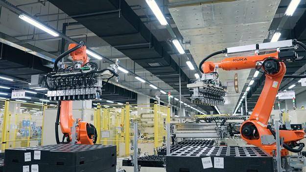  当股票突然连涨三天，一位老股民教会我的冷静法则 股票财经