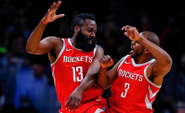  【战术深度】无主控体系的底层逻辑：火箭为何敢赌一场“没有控卫的篮球” 体育新闻