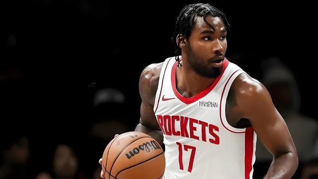  【战术深度】无主控体系的底层逻辑：火箭为何敢赌一场“没有控卫的篮球” 体育新闻