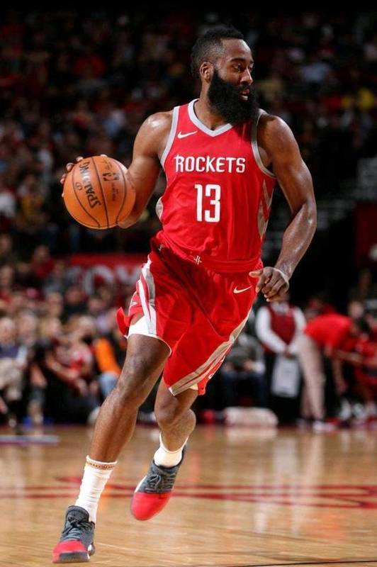  【深度技术流】森林狼与太阳的卡位战：透视西部第六争夺的数据博弈 体育新闻