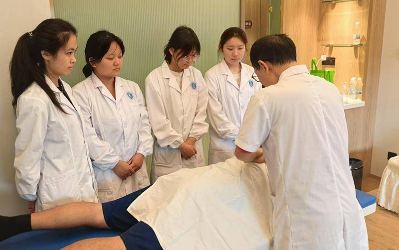  「匠师集群」破局：玉溪职教高质量发展的技术路径深度解析 教育招生